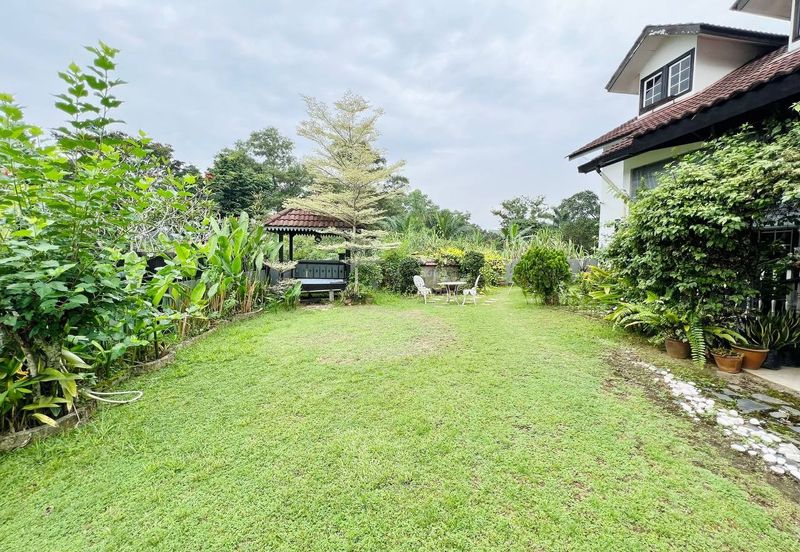 Seksyen 8, Kota Damansara