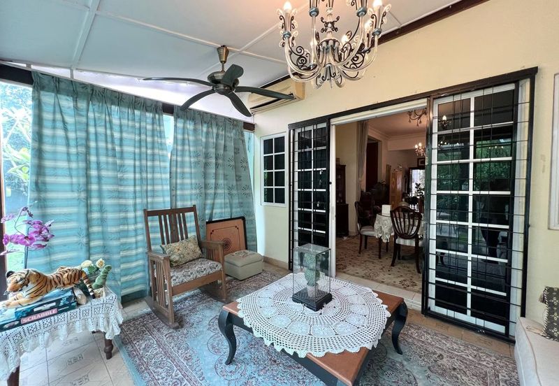 Seksyen 8, Kota Damansara