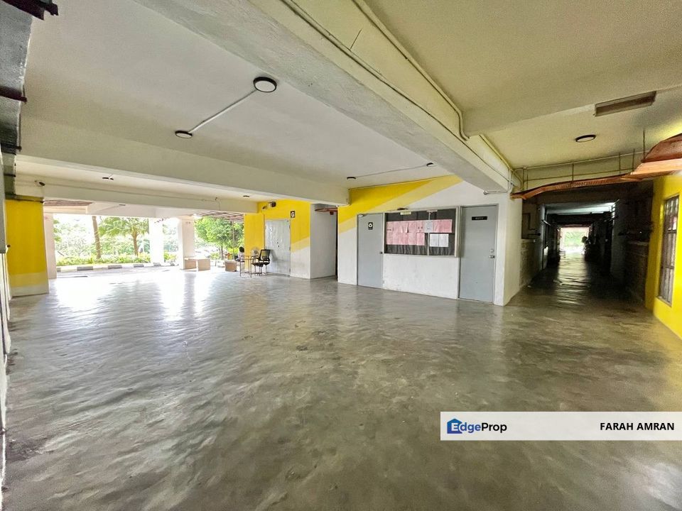 Ground Floor Facing Pool Merak Apartment, Selangor, Bandar Kinrara Puchong