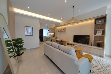 End Lot/Corner Lot New Project 2 Sty Terrace Puncak Alam 