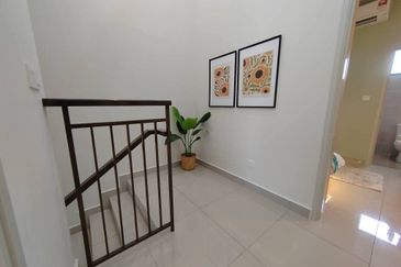 End Lot/Corner Lot New Project 2 Sty Terrace Puncak Alam 