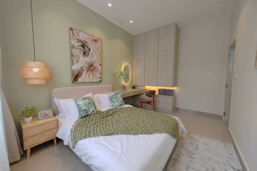 End Lot/Corner Lot New Project 2 Sty Terrace Puncak Alam 