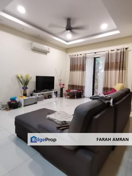 Kitchen Furnished! 2 Sty Superlink Pentas Alam Impian Shah Alam, Selangor, Shah Alam