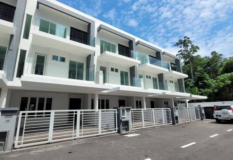 Tierra Residences