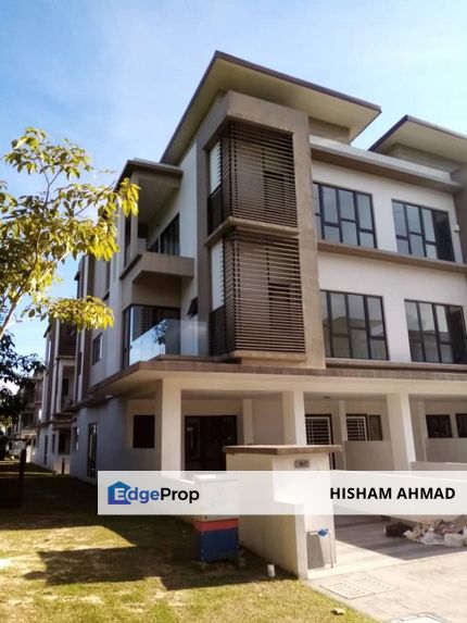 PARTIAL FURNISHED !!  !! N'DIRA 16 SIERRA PUCHONG !! FROM RM 3,600 !!, Selangor, Puchong South