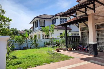 Double Storey Bungalow D'Pingiran Kota Kemuning Shah Alam