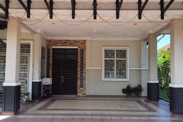Double Storey Bungalow D'Pingiran Kota Kemuning Shah Alam