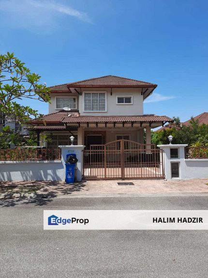 Double Storey Bungalow D'Pingiran Kota Kemuning Shah Alam, Selangor, Kota Kemuning