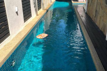 2storey End Lot D'Puncak Bungalow Bukit Jelutong, Shah Alam