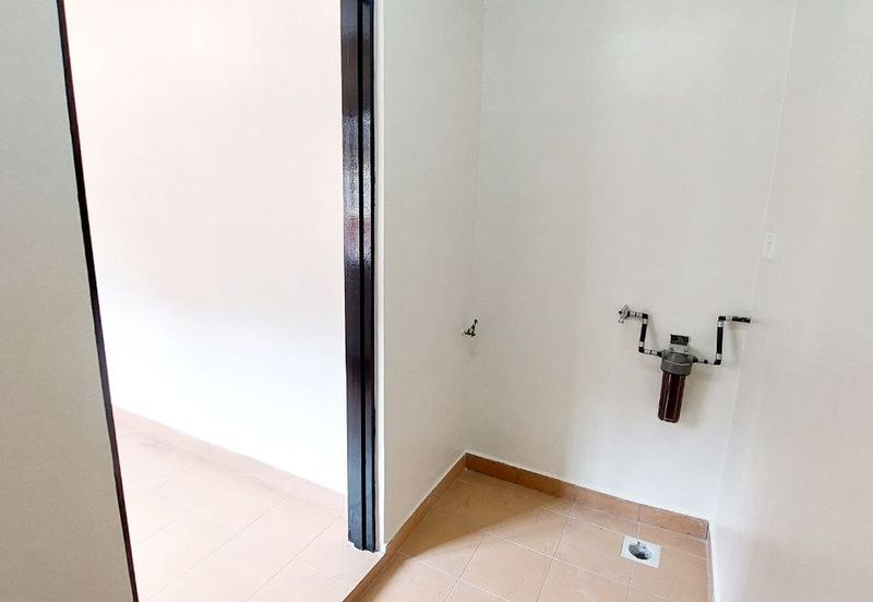 Corner Lot Double Storey Superlink House Jalan Birai, Bukit Jelutong