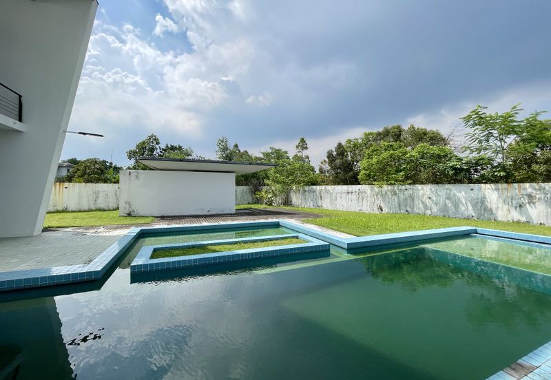 Residency, Kota Damansara