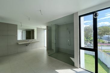 Residency, Kota Damansara