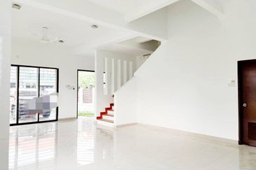 Pentas 6 @ Alam Impian