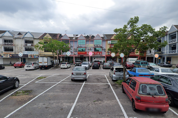Taman Tampoi Utama