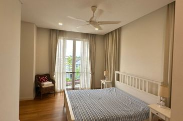 Emerald Bay @ Puteri harbour