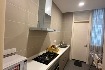 Emerald Bay @ Puteri harbour