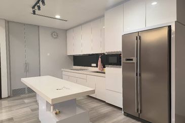 Pinetree, Puteri Harbour