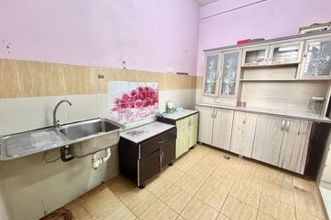 Indah Court Apartment