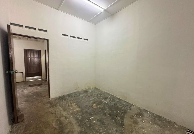 Taman Maju Jaya, Ulu Tiram