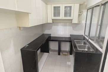 Sri Kenari Apartment