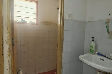 Flat Taman Plentong Utama