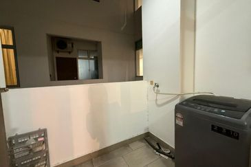 SKS Habitat Apartment, Larkin