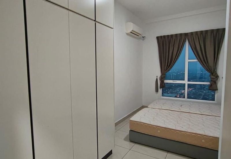 The Pinnacles (Pinnacle Tower)