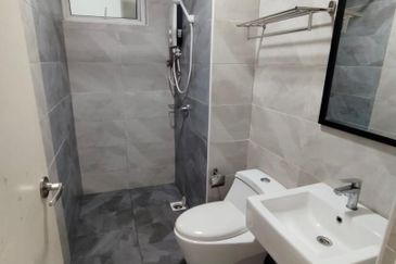 The Pinnacles (Pinnacle Tower)