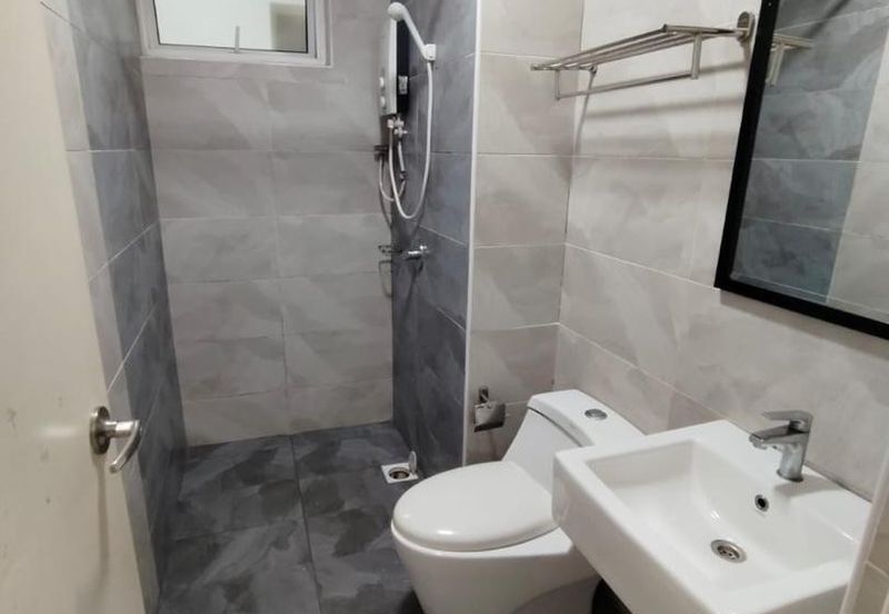 The Pinnacles (Pinnacle Tower)