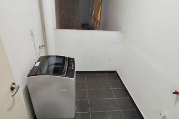 The Pinnacles (Pinnacle Tower)