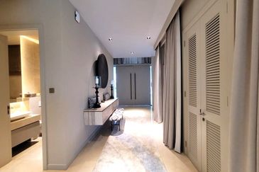 Emerald Bay @ Puteri harbour