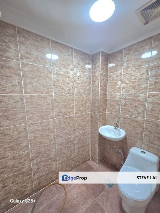 Selesa Jaya/ 2 Storey House/ For Sale, Johor, Skudai