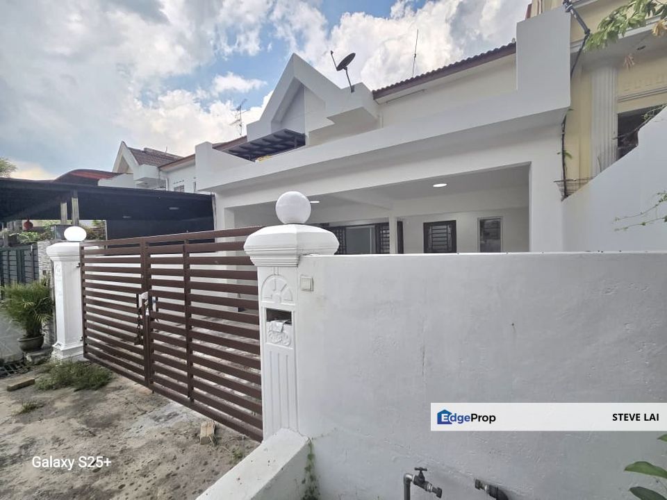 Selesa Jaya/ 2 Storey House/ For Sale, Johor, Skudai
