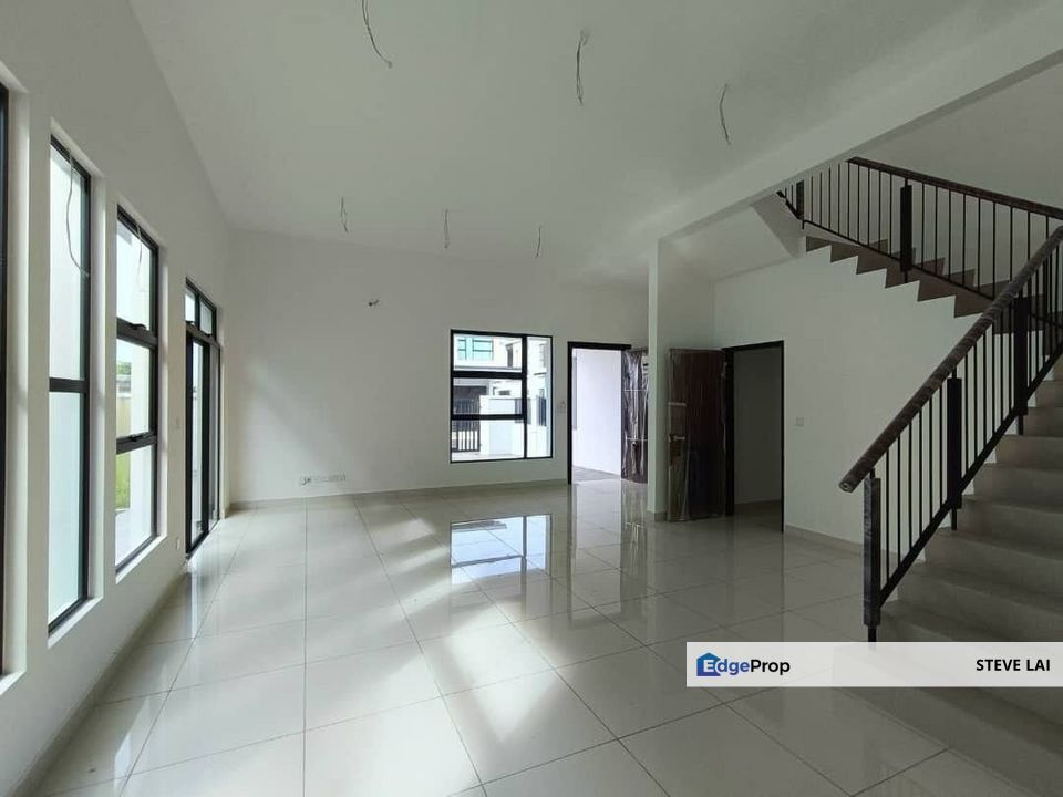 Impian Emas/ 2 Storey Cluster House/ For Sale, Johor, Skudai
