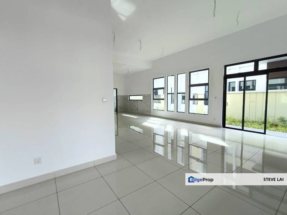 Impian Emas/ 2 Storey Cluster House/ For Sale, Johor, Skudai