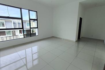 Honeydale Residence @ Taman Impian Emas