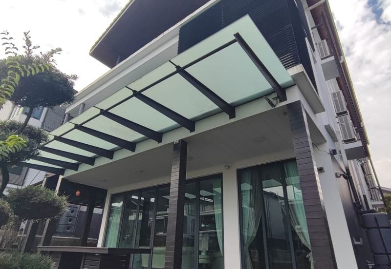 Isola Villa @ Senibong Cove