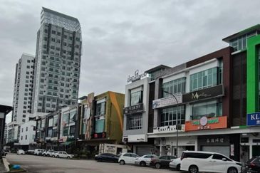 Taman Austin Heights