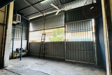 Kawasan Perindustrian Mount Austin