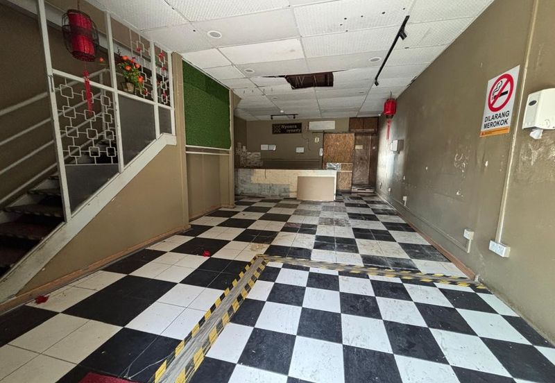 Jalan Trus, Bandar Johor Bahru