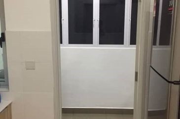 Meridin Bayvue Apartment