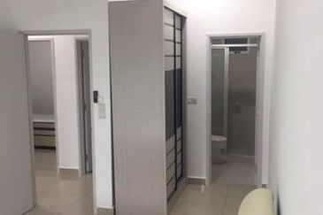 Meridin Bayvue Apartment