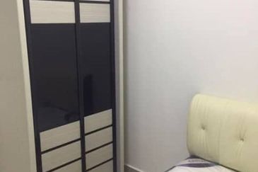 Meridin Bayvue Apartment