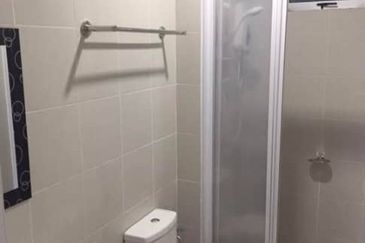 Meridin Bayvue Apartment