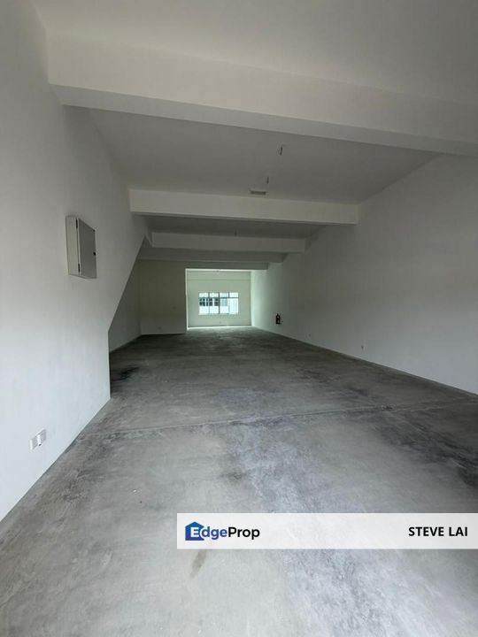 Kulai/ Bandar Putra/ Shop For Rent, Johor, Kulai