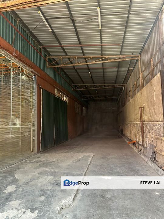 Desa Plentong/ Detached Factory/ For Rent, Johor, Masai