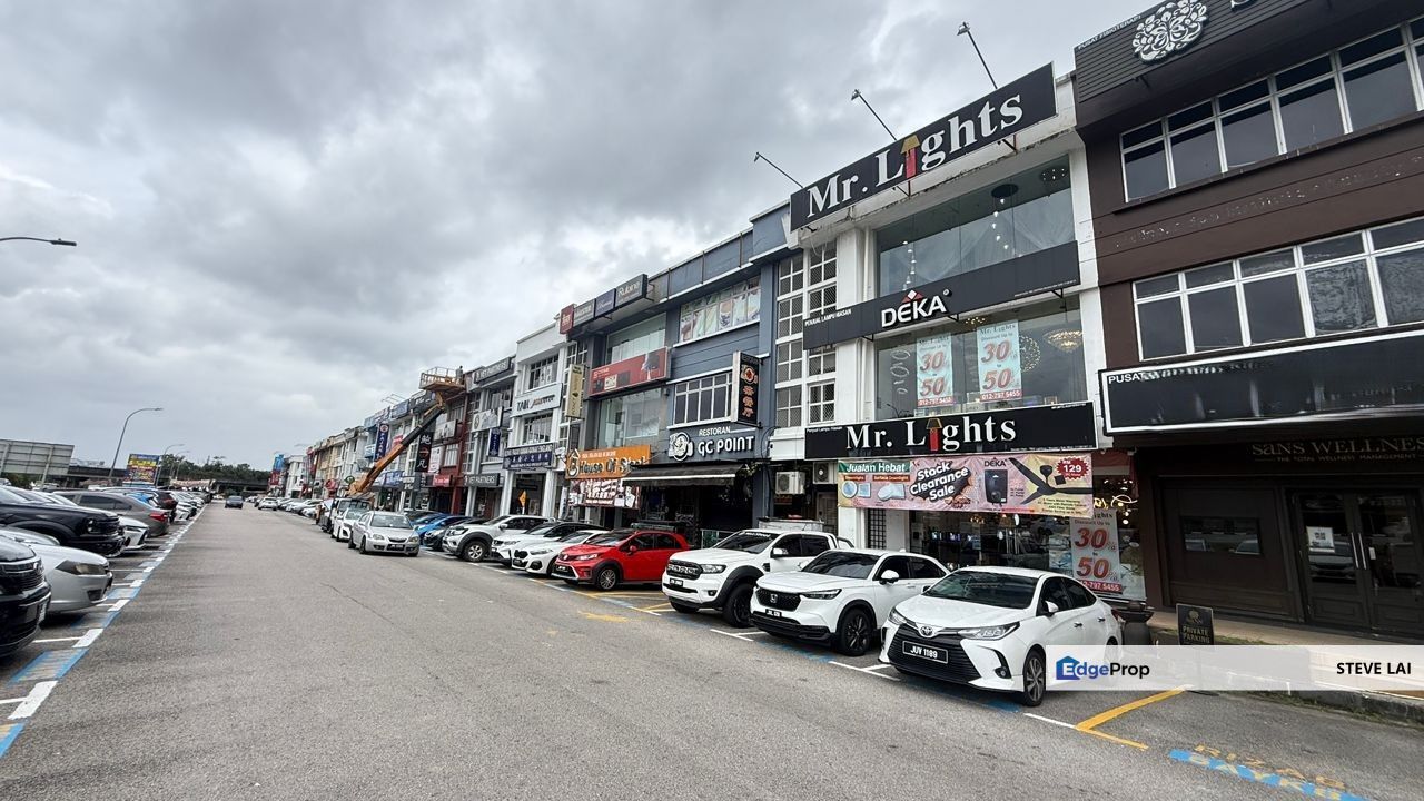 Nusa Bestari/ Jalan Jati 1/ Shop For Sale, Johor, Nusajaya