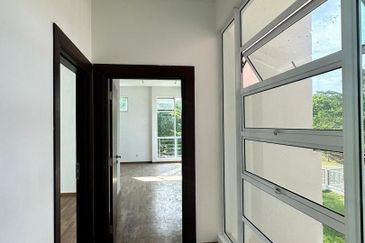 Horizon Hills/ Bungalow House/ For Sale