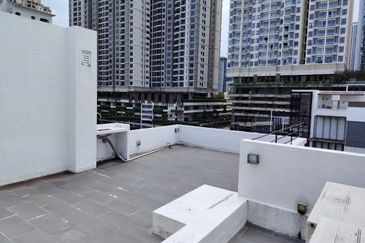 Centrio SoHo @ Pantai Hillpark