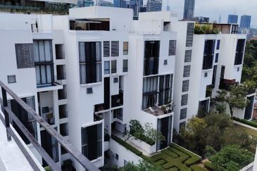 Centrio SoHo @ Pantai Hillpark